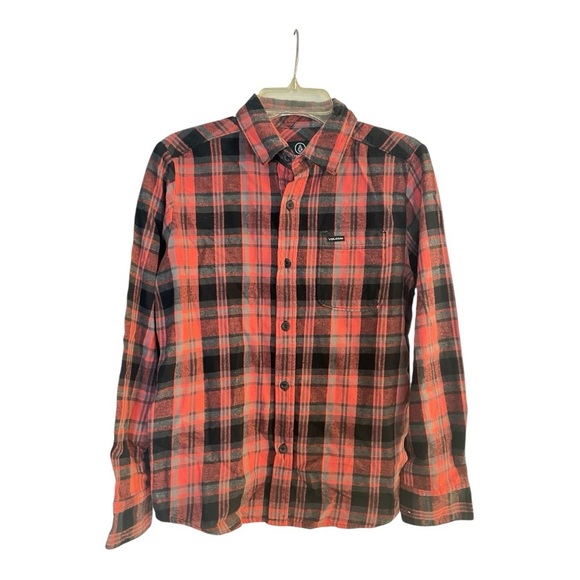 Boy’s Volcom Red and Black Plaid Shirt size Medium NWT - Picture 1 of 3